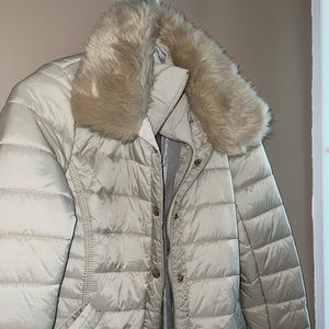 SUPER CUTE FUZZY WINTER JACKET!